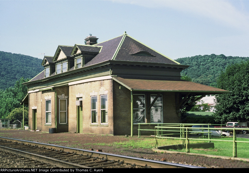 Amtrak Passenger Station, 1985